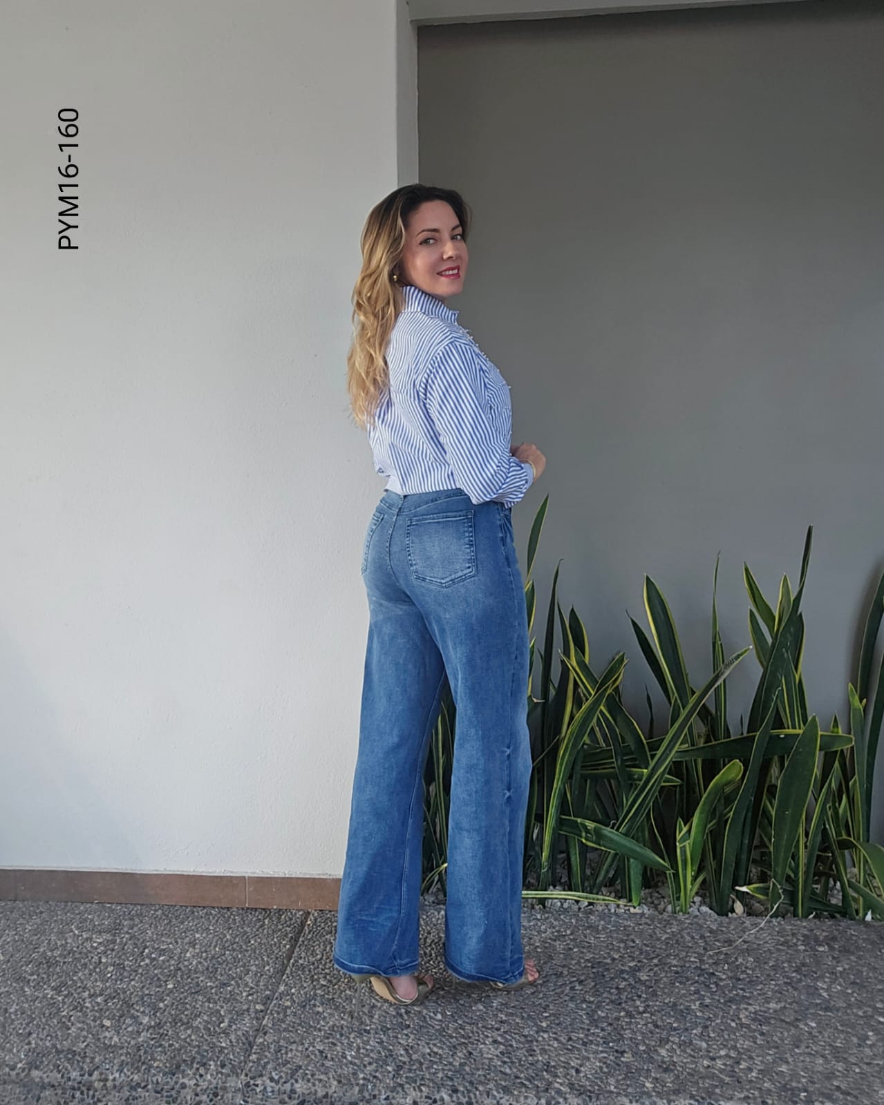 Pantalón de mezclilla wide leg P 160