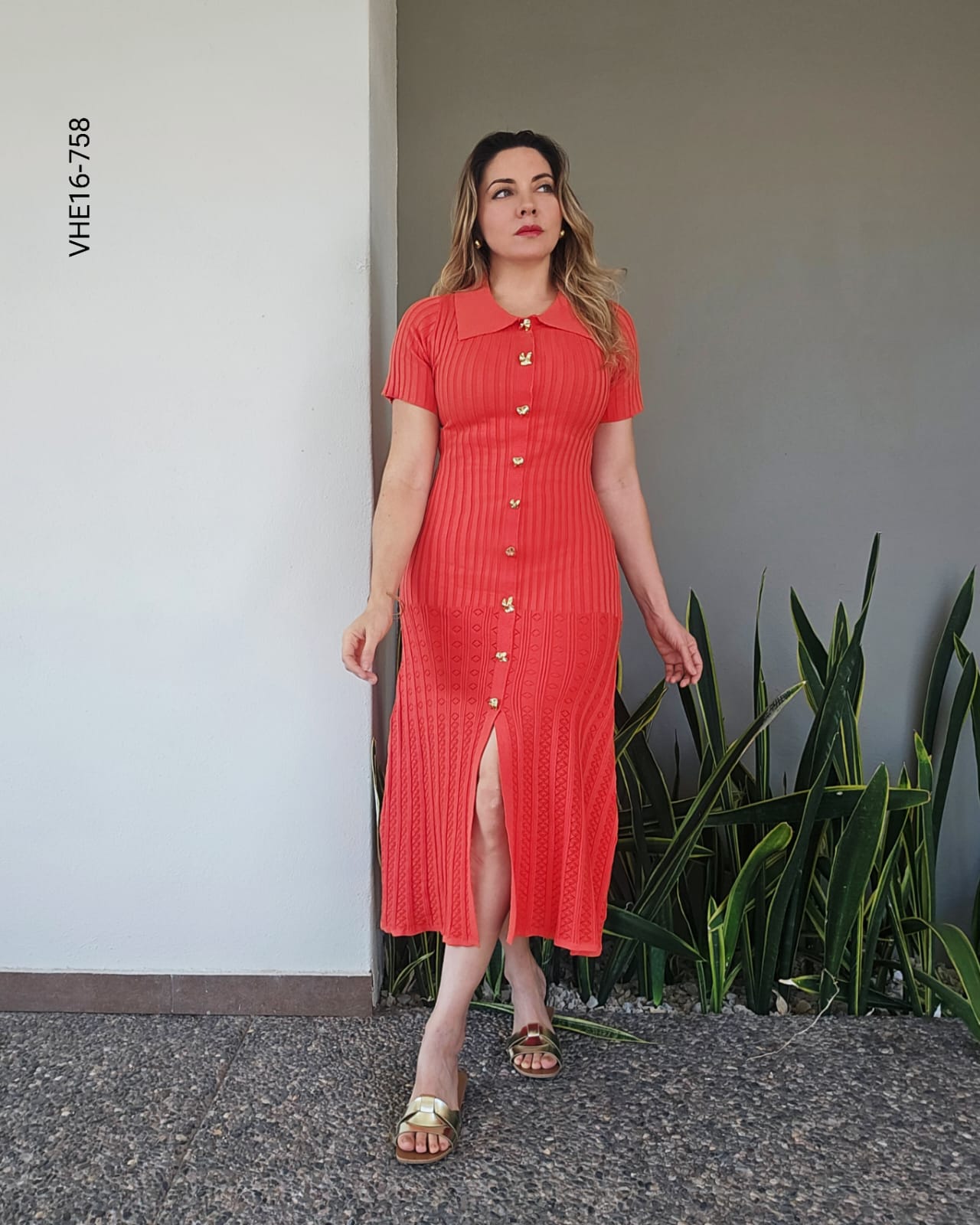 Vestido midi de corte recto ajustado P 758