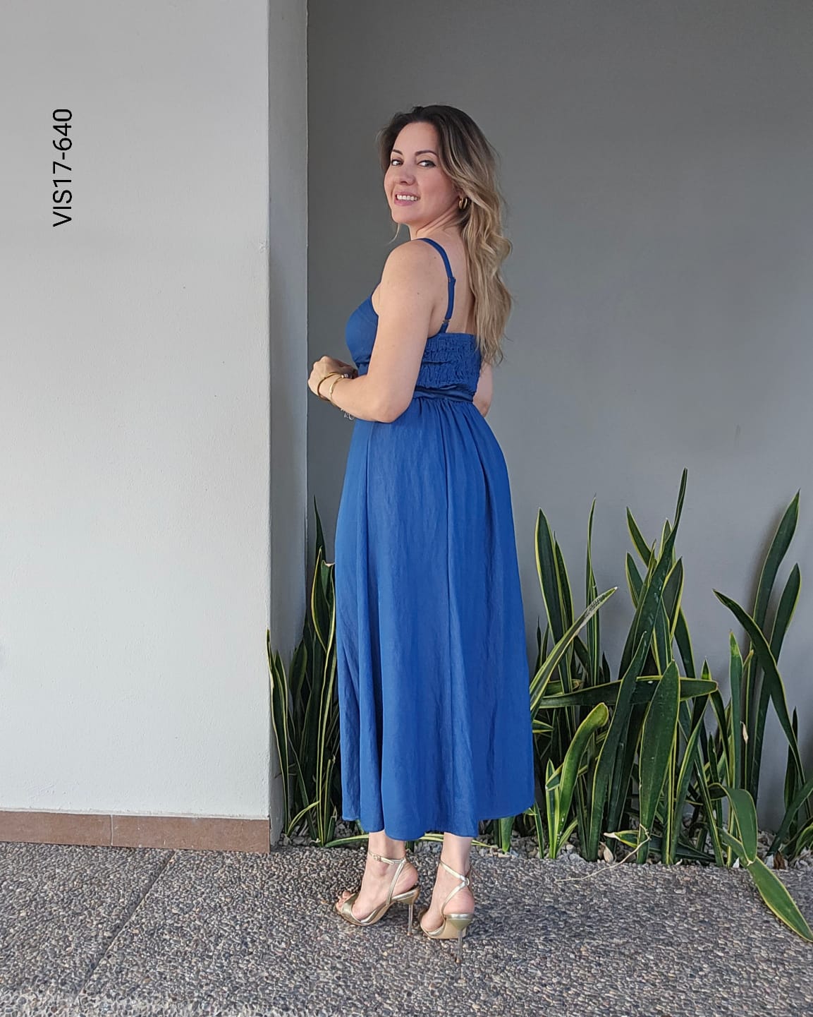 Vestido midi de mezclilla con cinturón Q 640