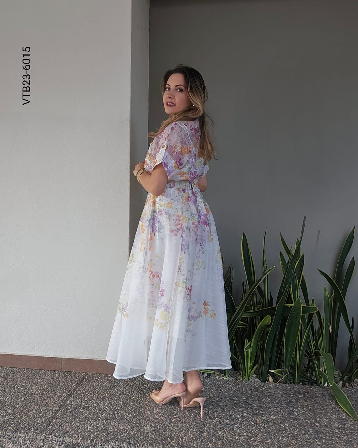 Vestido largo de flores colores pastel W 6015