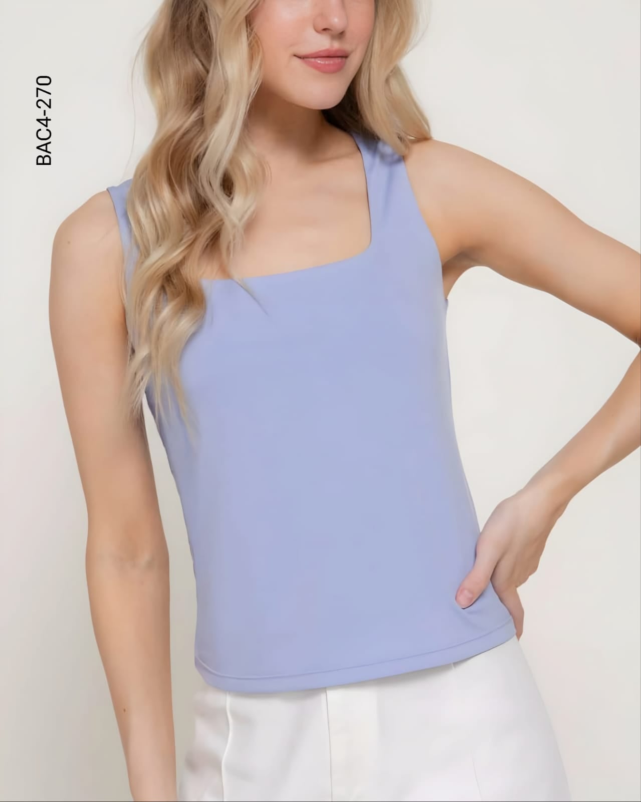 Blusa corte recto escote cuadrado D 270