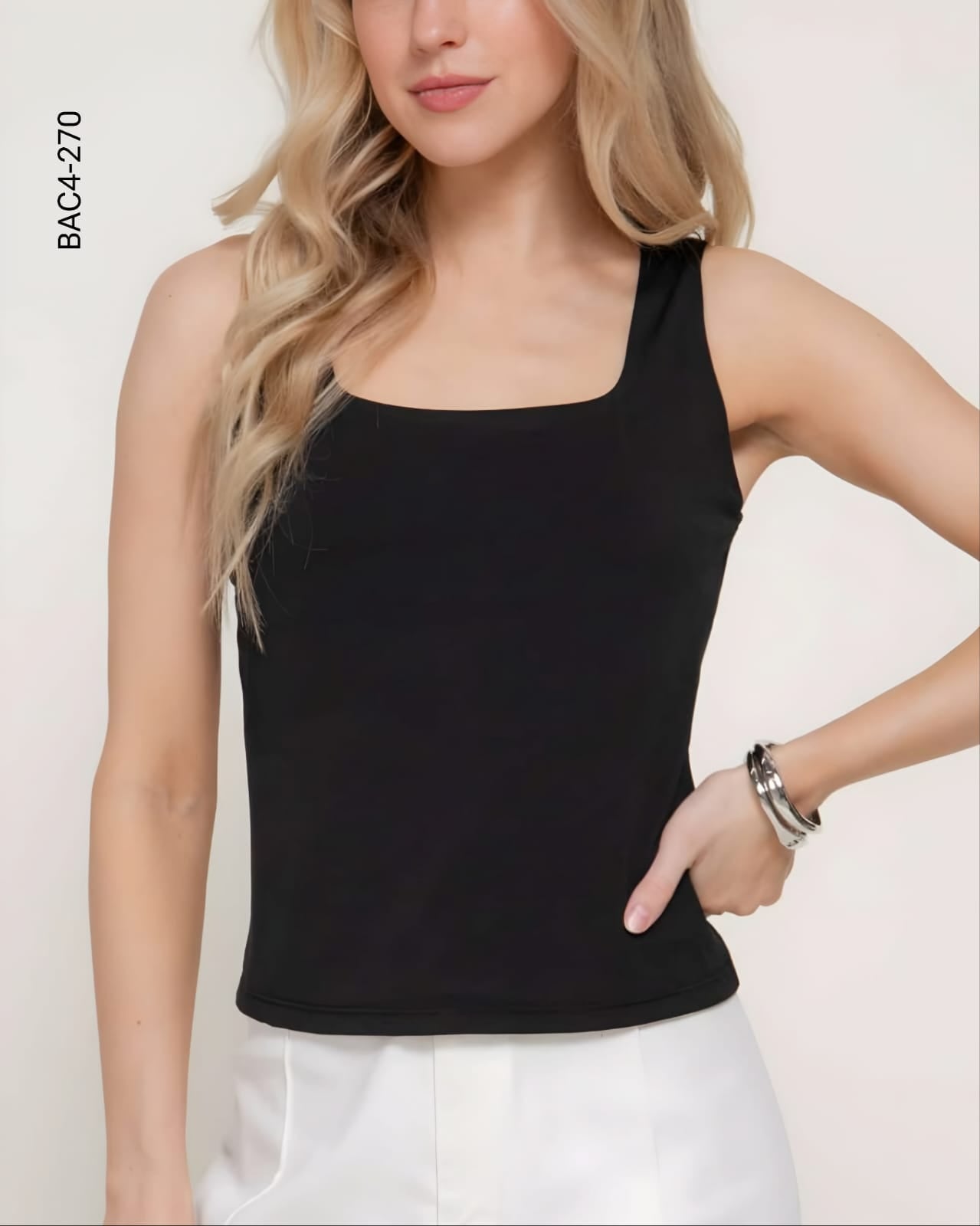 Blusa corte recto escote cuadrado D 270