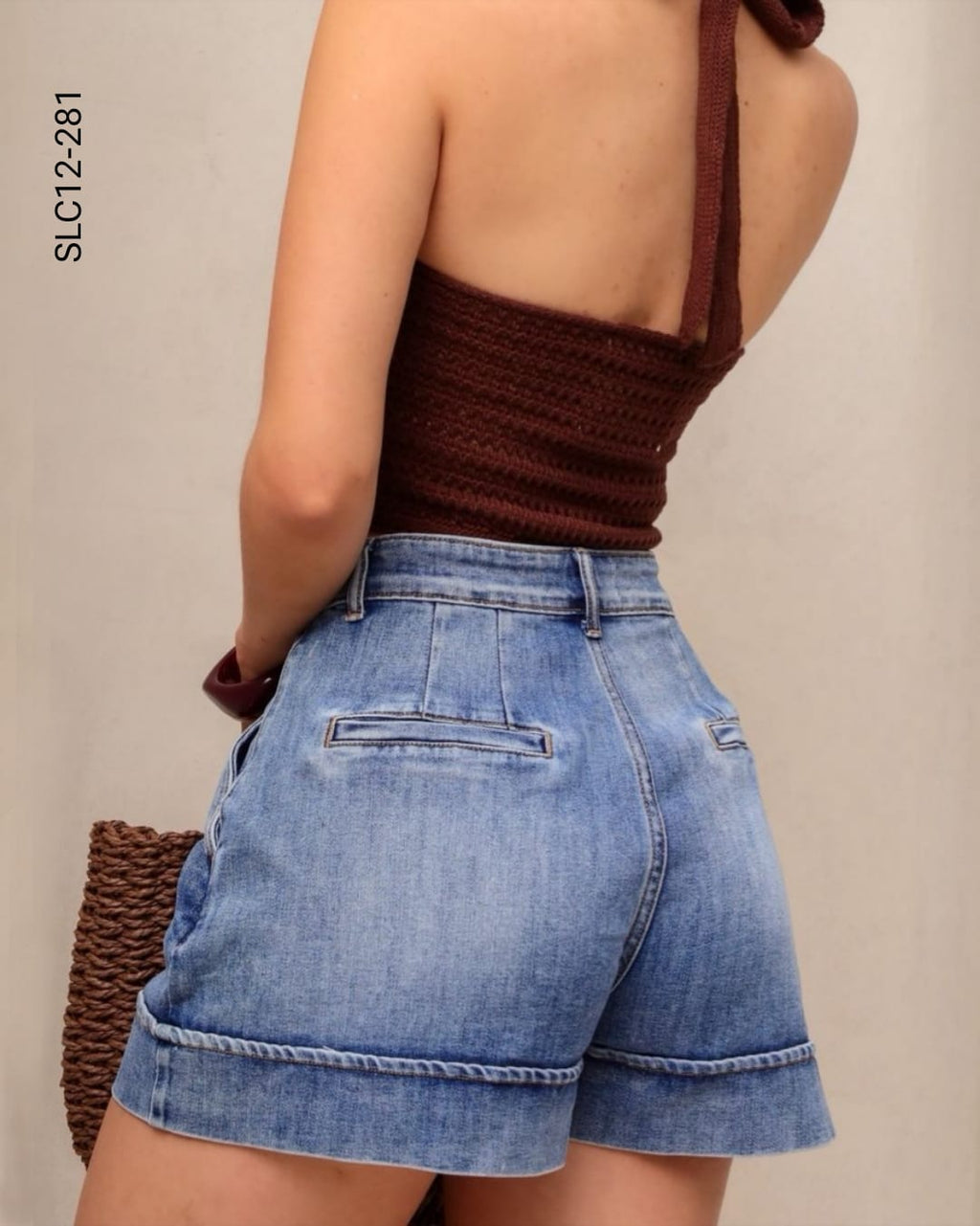 Short de mezclilla tiro alto con Pliegues y Dobladillo L 281