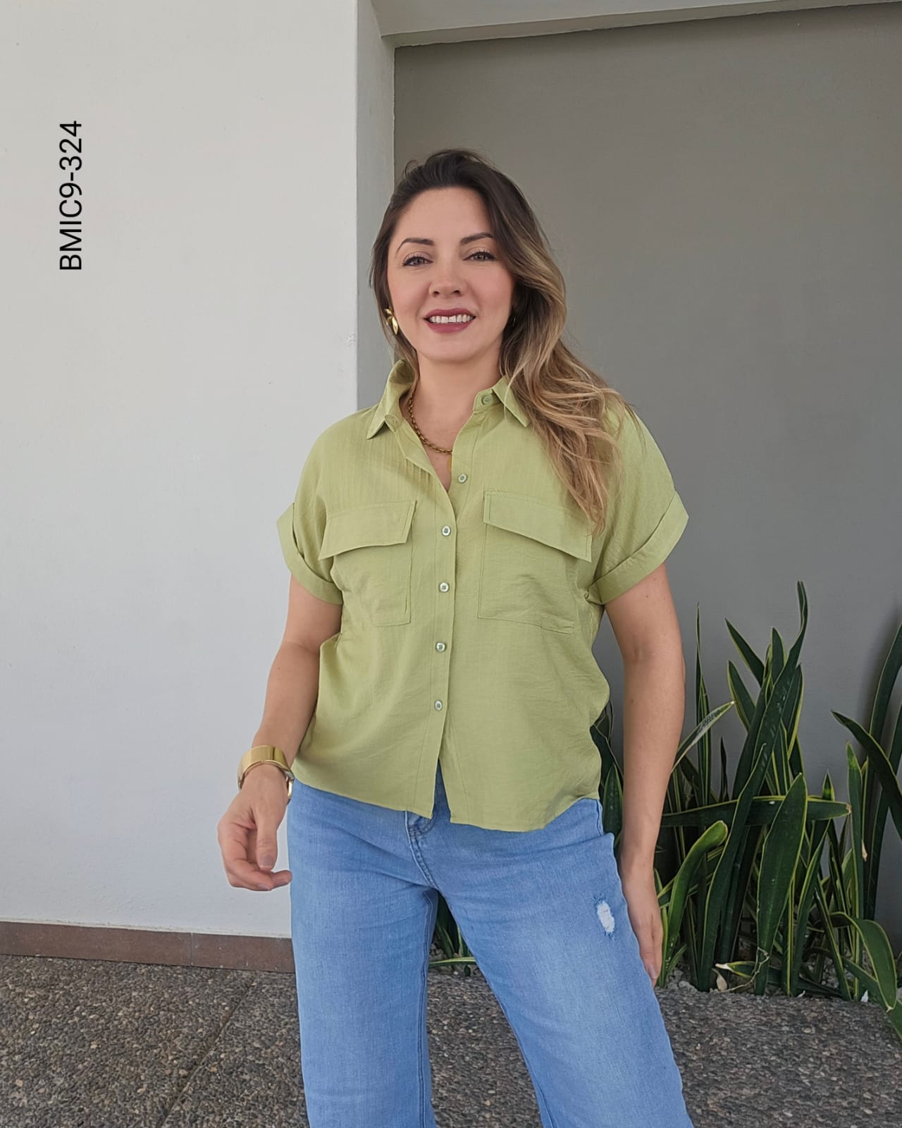 Blusa Manga Corta con Bolsillos I 324