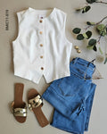 Blusa chaleco cuello redondo botón dorado K 819