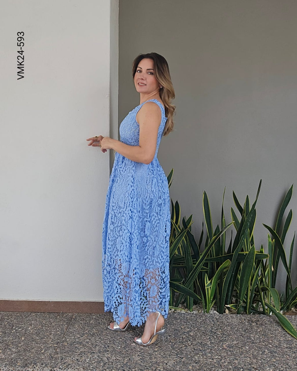 Vestido Maxi de Encaje Floral  X 593