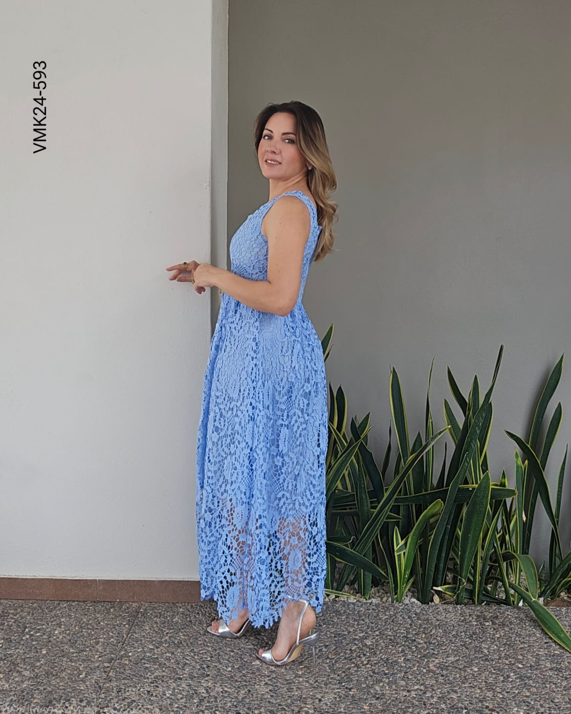 Vestido Maxi de Encaje Floral  X 593
