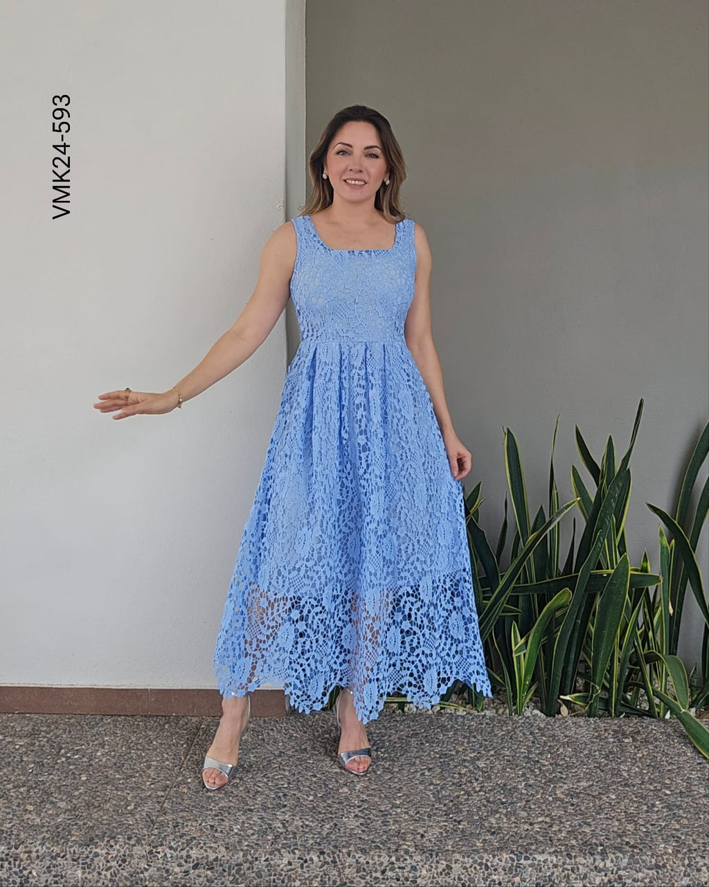 Vestido Maxi de Encaje Floral  X 593