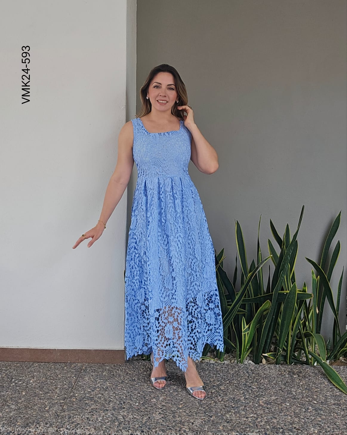 Vestido Maxi de Encaje Floral  X 593