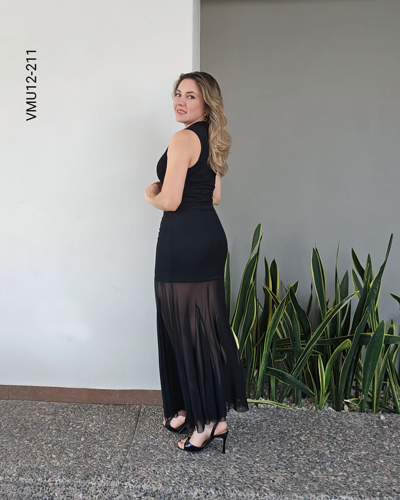 Vestido largo de gasa liviana L 211