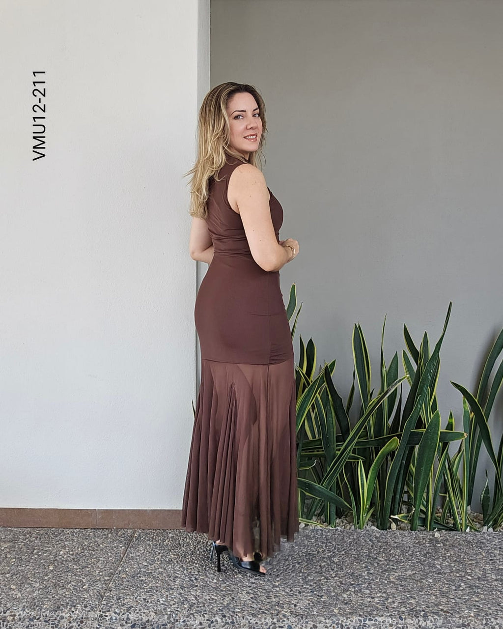 Vestido largo de gasa liviana L 211