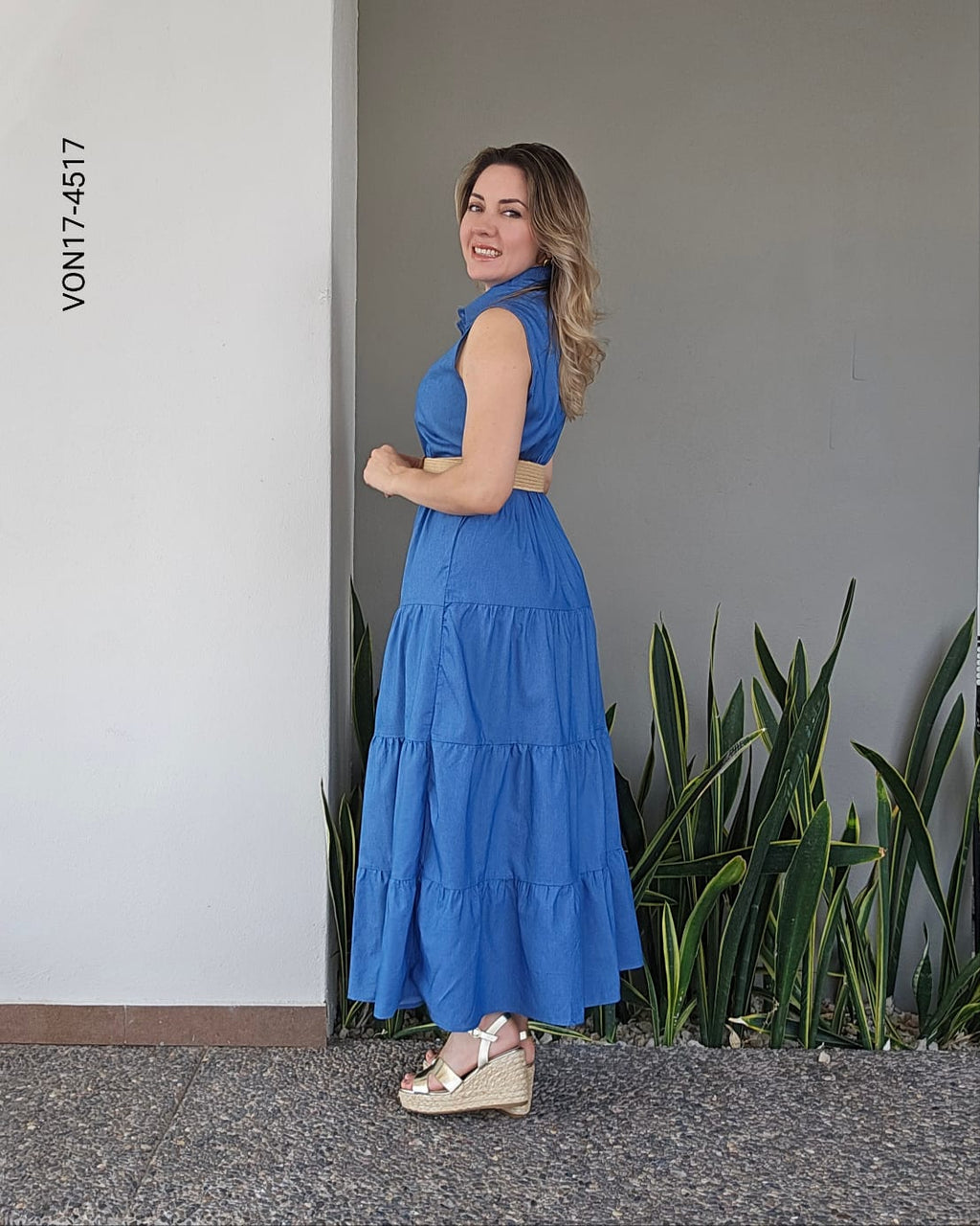 Vestido largo maxi camisero sin mangas Q 4517