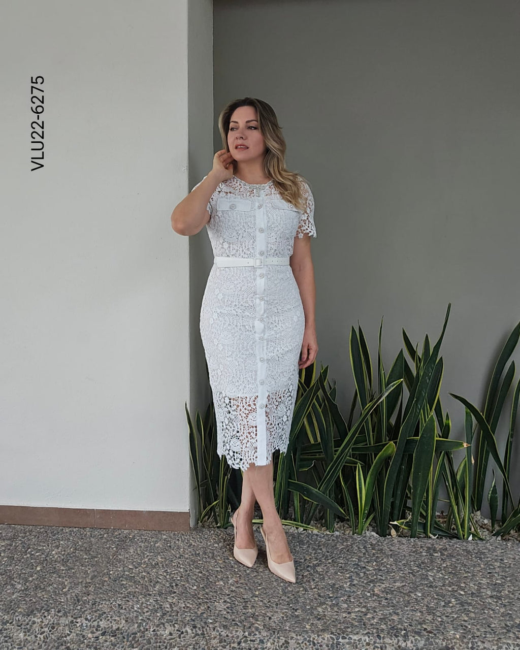 Vestido midi de encaje ajustado V 6275