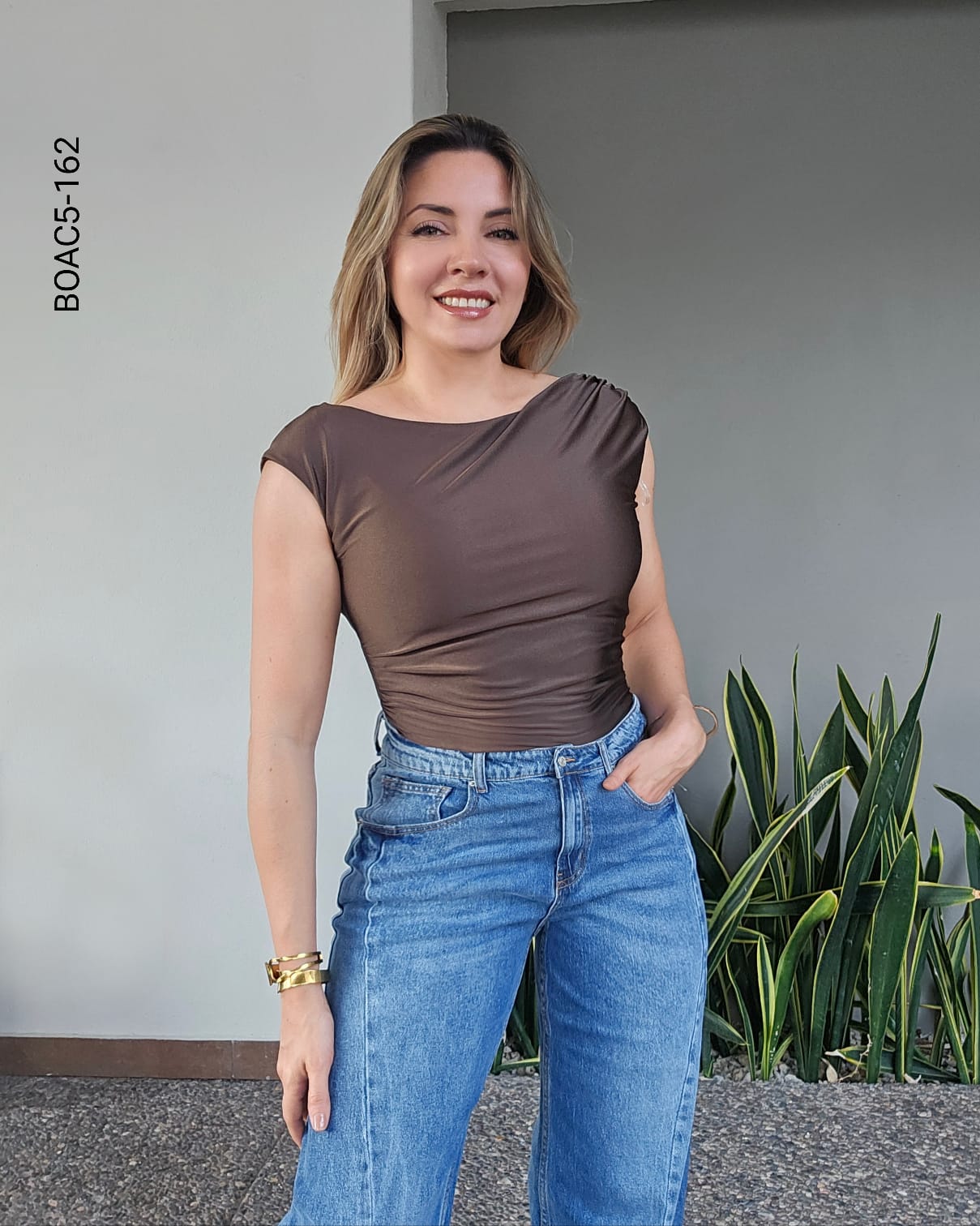 Bodysuit ajustado escote barco E 162