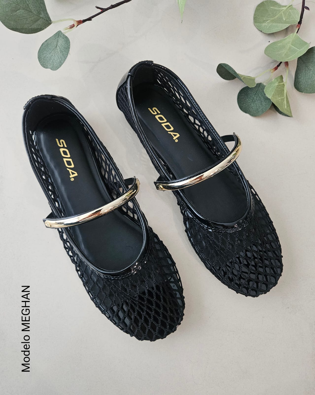 Calzado flats estilo Mary Jane  MEGHAN
