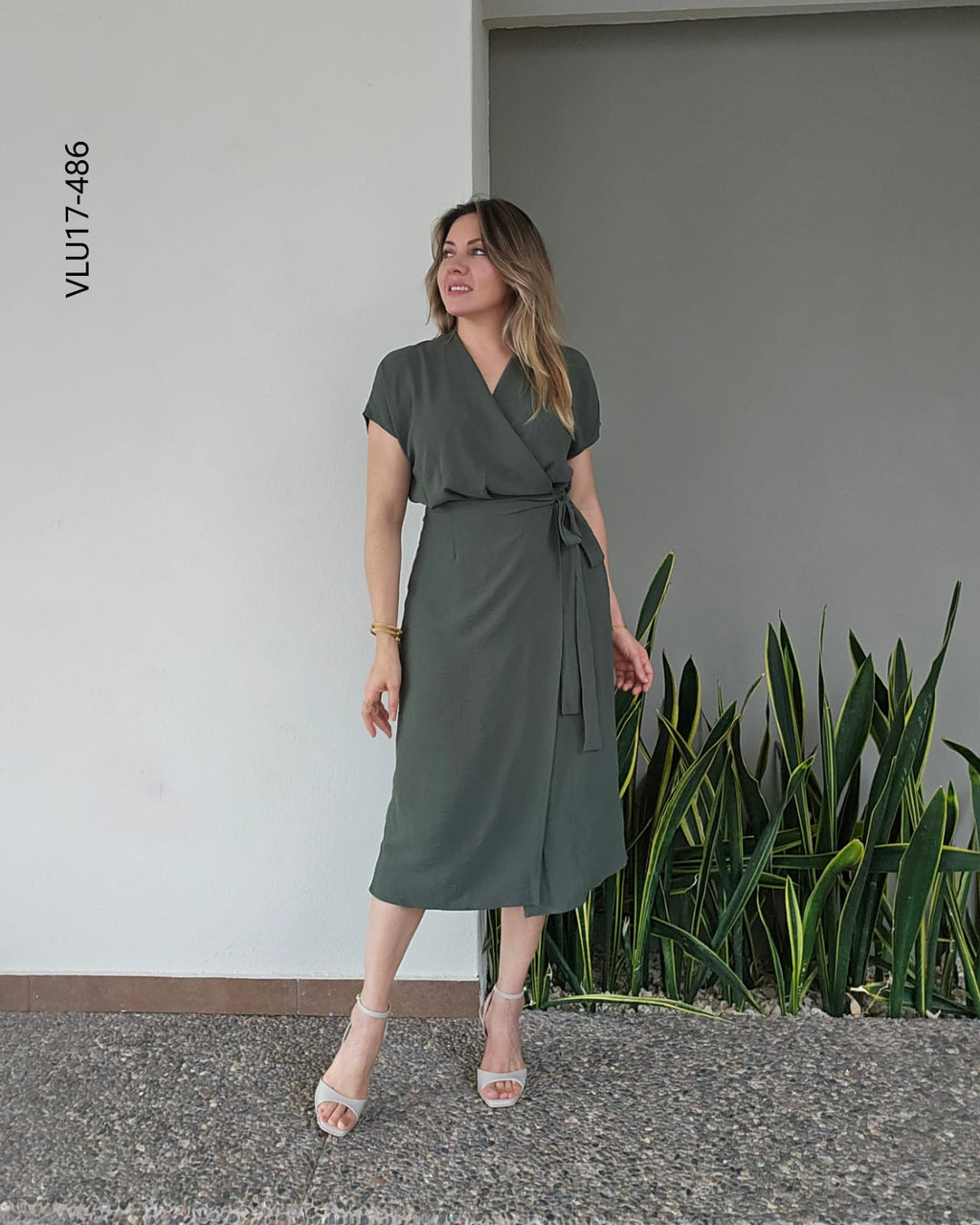 Vestido midi corte cruzado con lazo Q 486