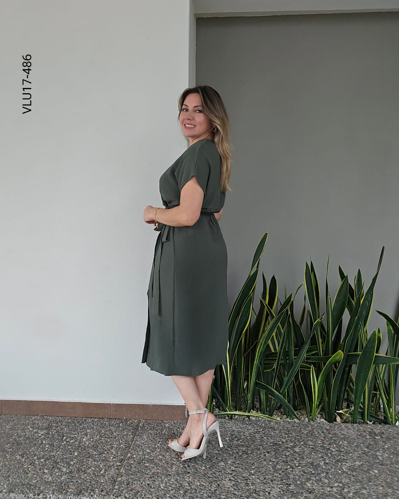 Vestido midi corte cruzado con lazo Q 486