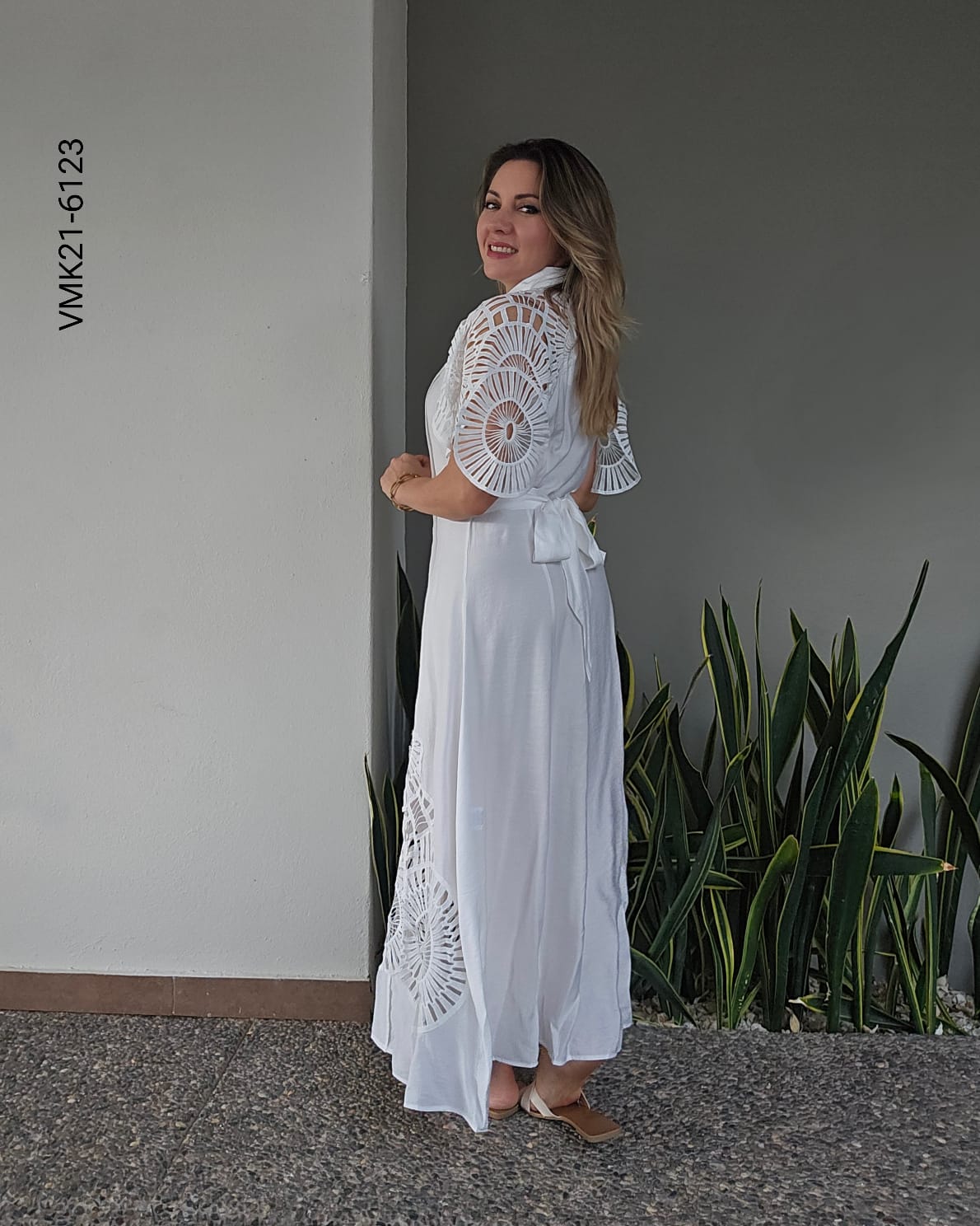 Vestido Maxi bordado mangas corta U 6123