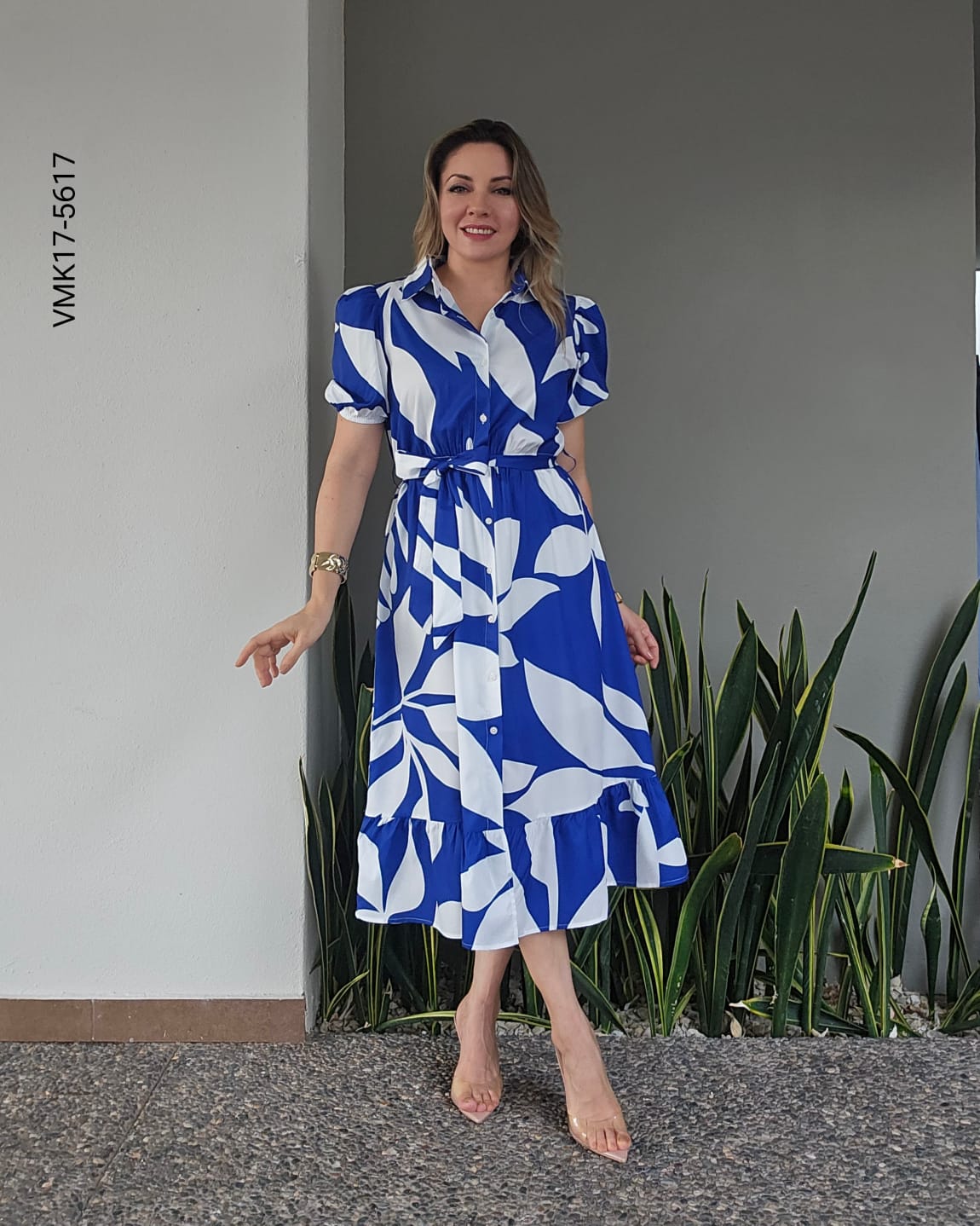 Vestido camisero diseño fresco floral Q 5617