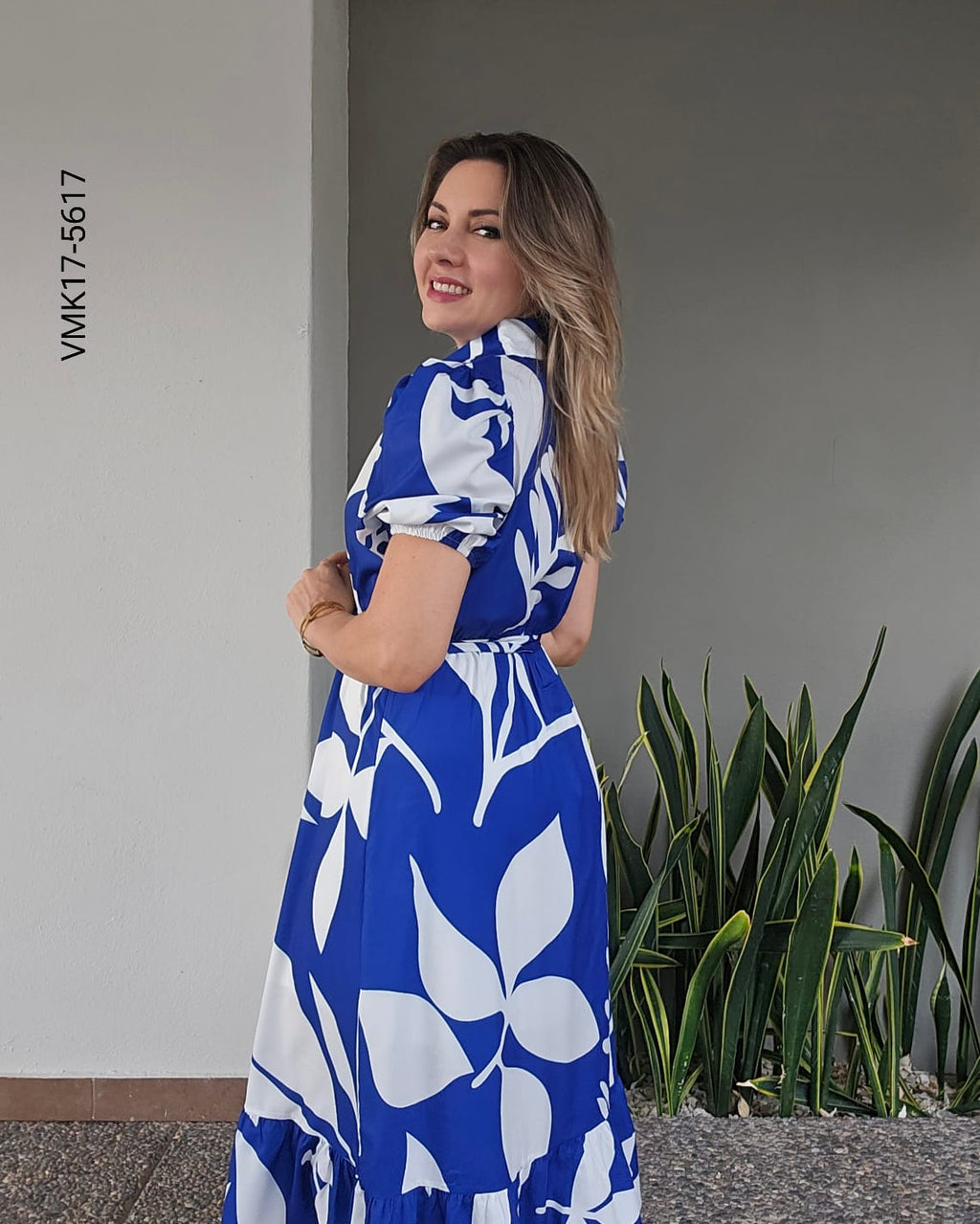 Vestido camisero diseño fresco floral Q 5617