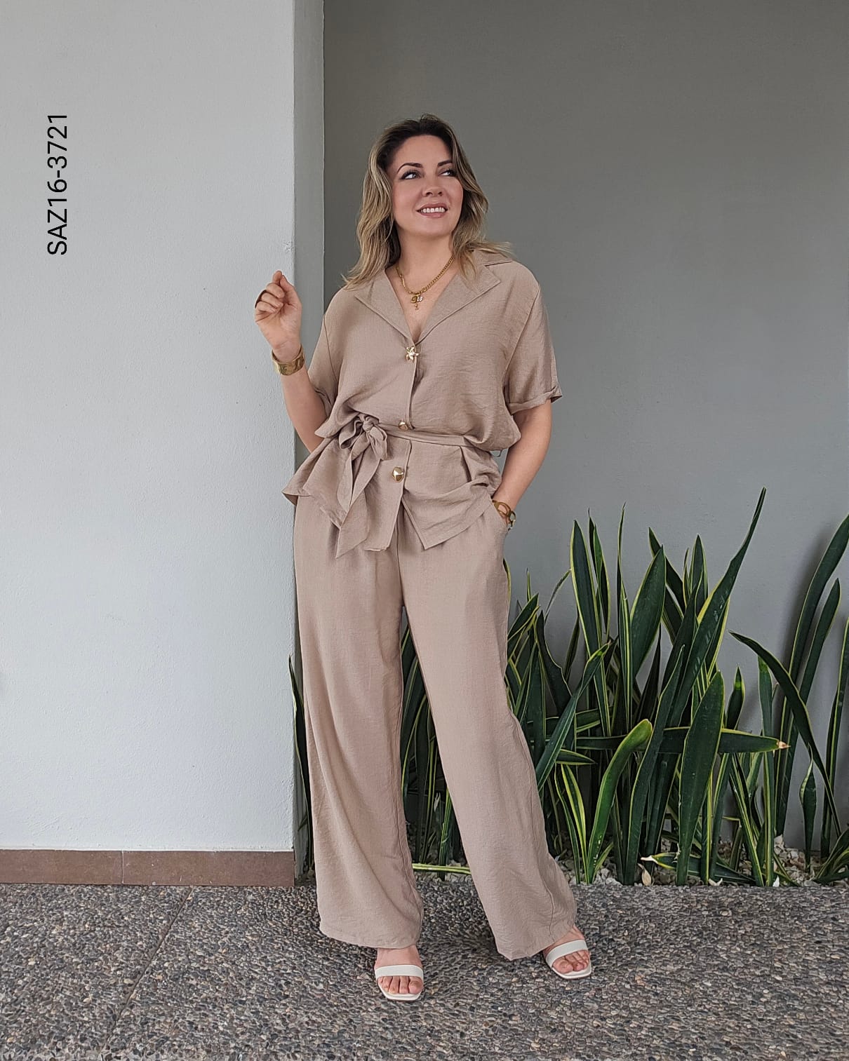 Set de blusa manga corta botones dorados P 3721