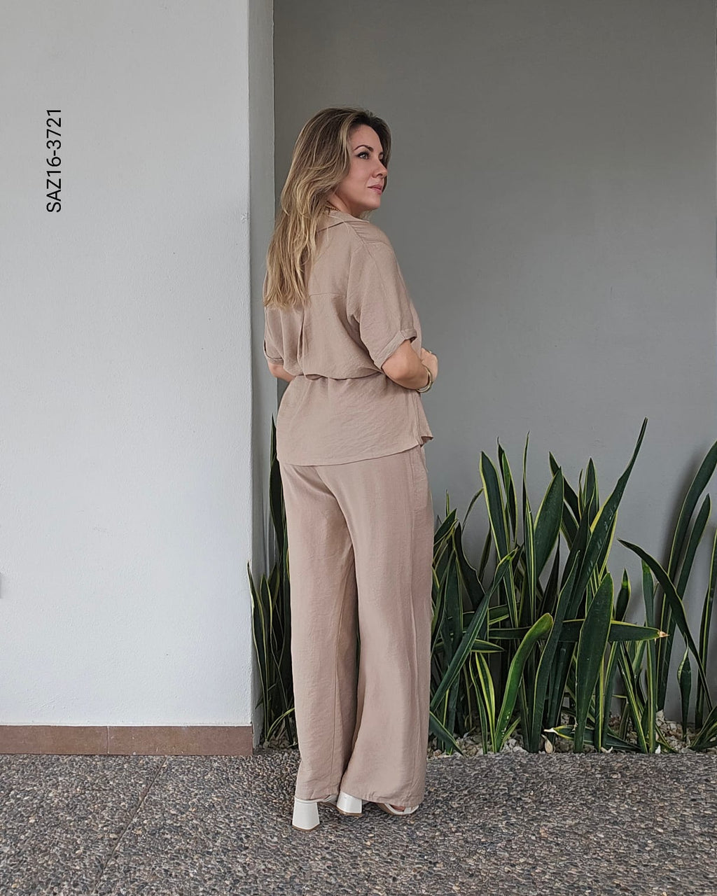 Set de blusa manga corta botones dorados P 3721