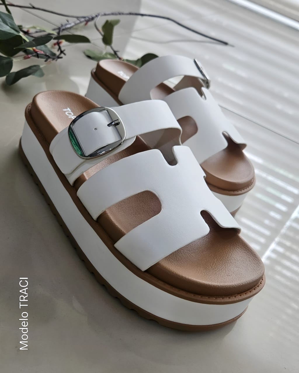 Calzado TRACI