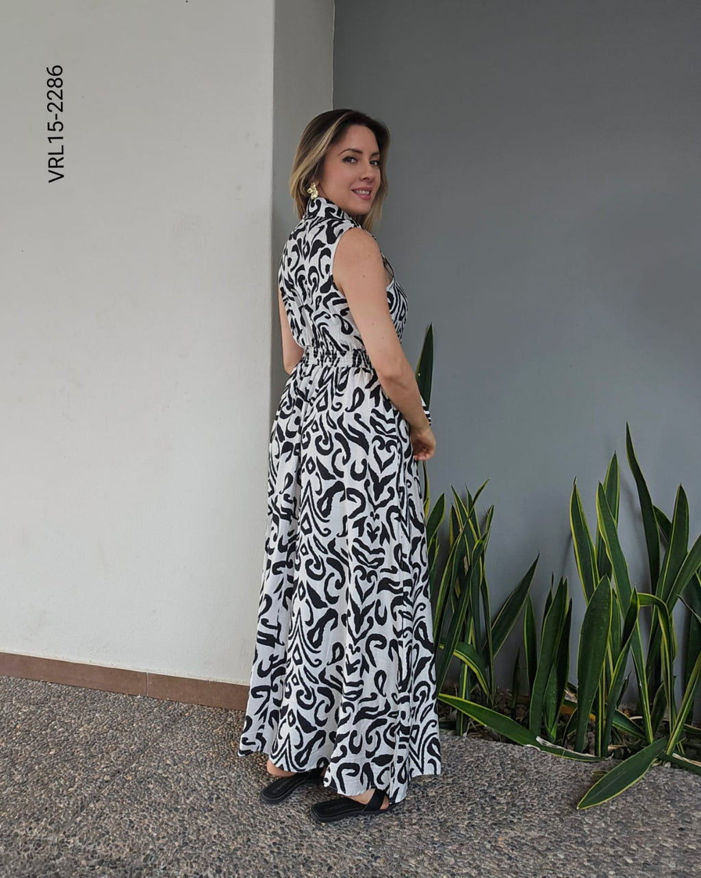 Vestido largo con lazo en cintura O 2286