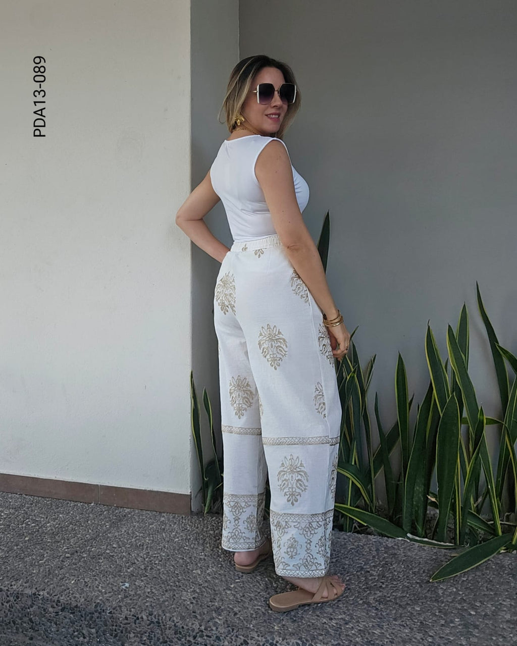 Pantalon con diseño tribal M 089