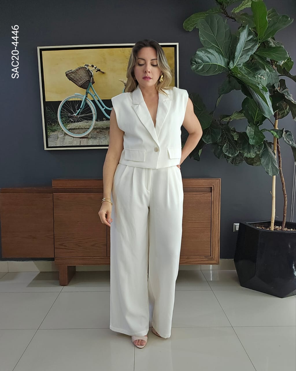 Set de chaleco y pantalon T 4446