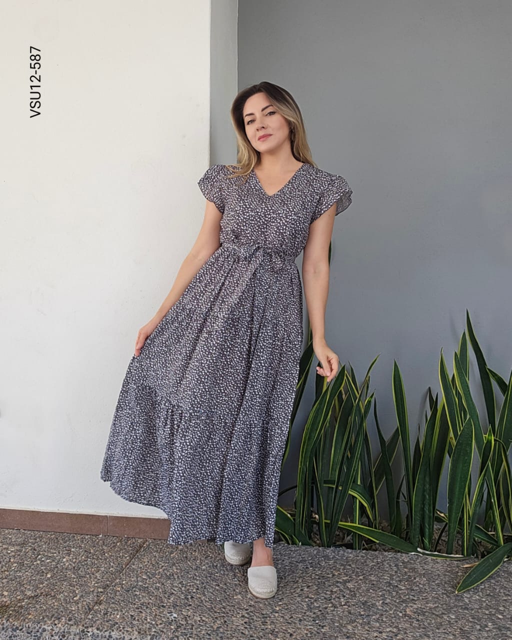 Vestido largo cuello en V L 587