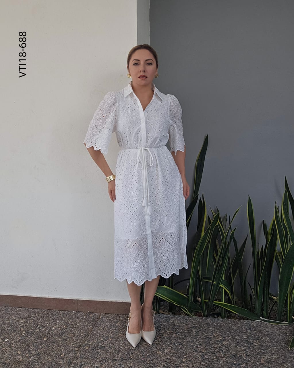 Vestido midi troquelado R 688