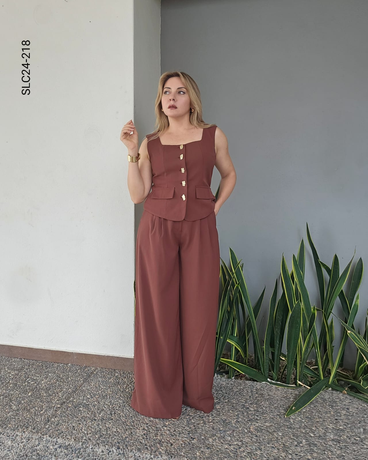 Set de chaleco y pantalon X 218