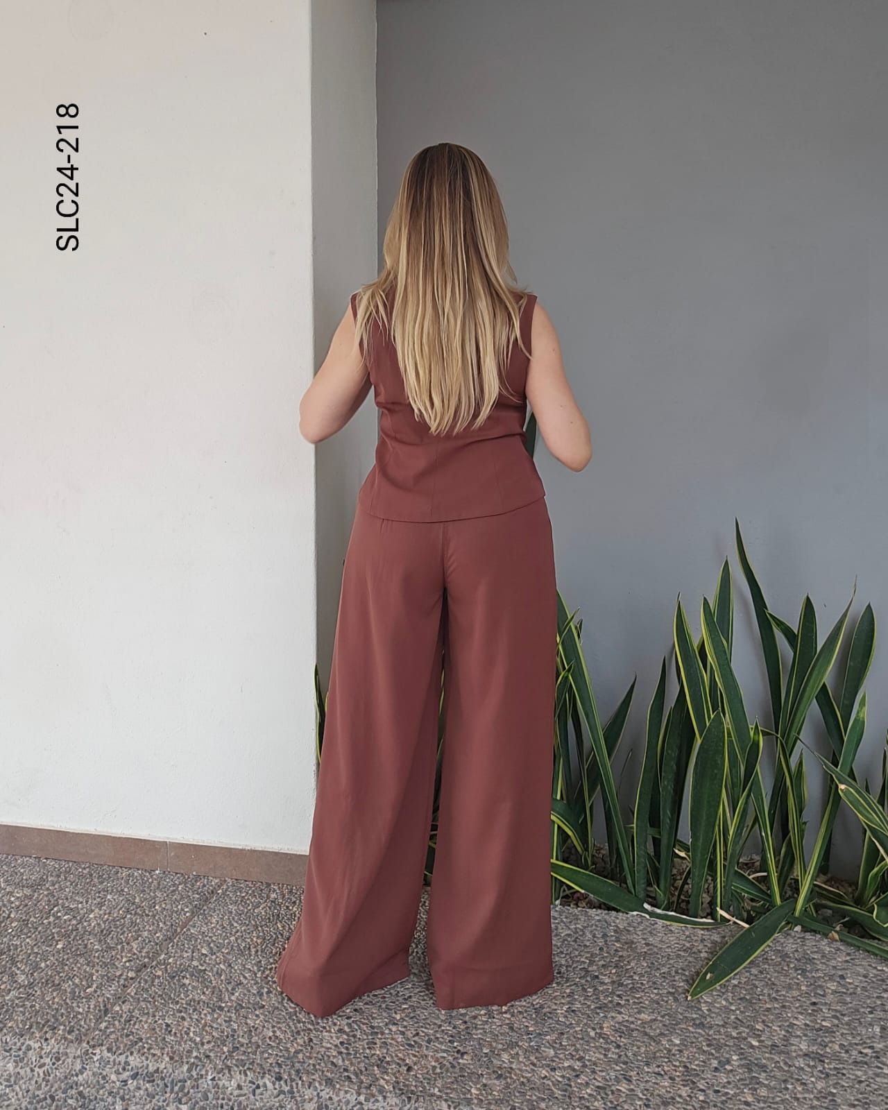 Set de chaleco y pantalon X 218