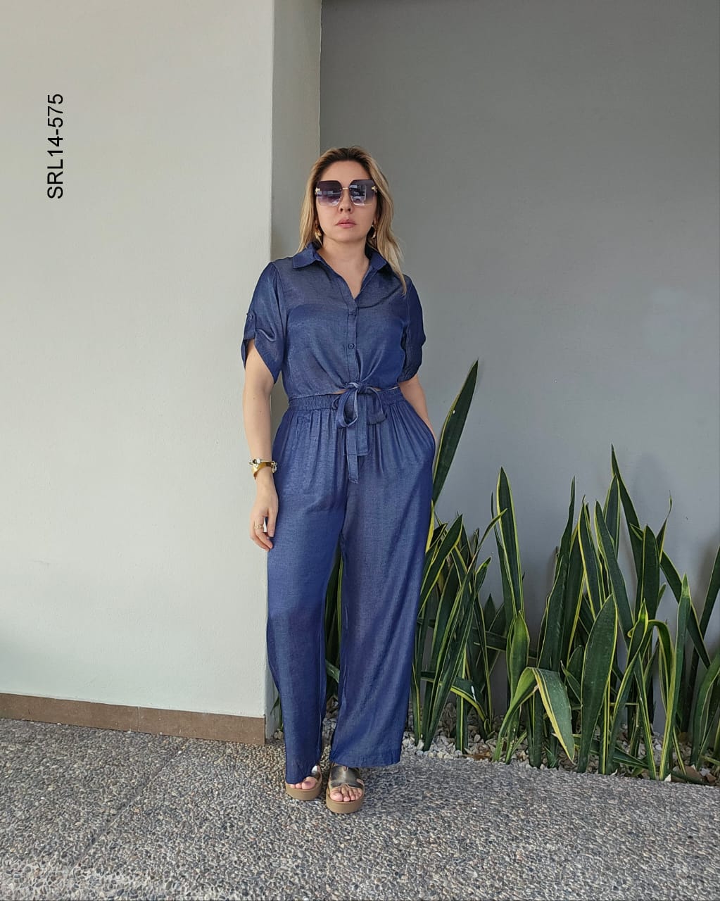 Set de blusa camisera corta y pantalon N 575