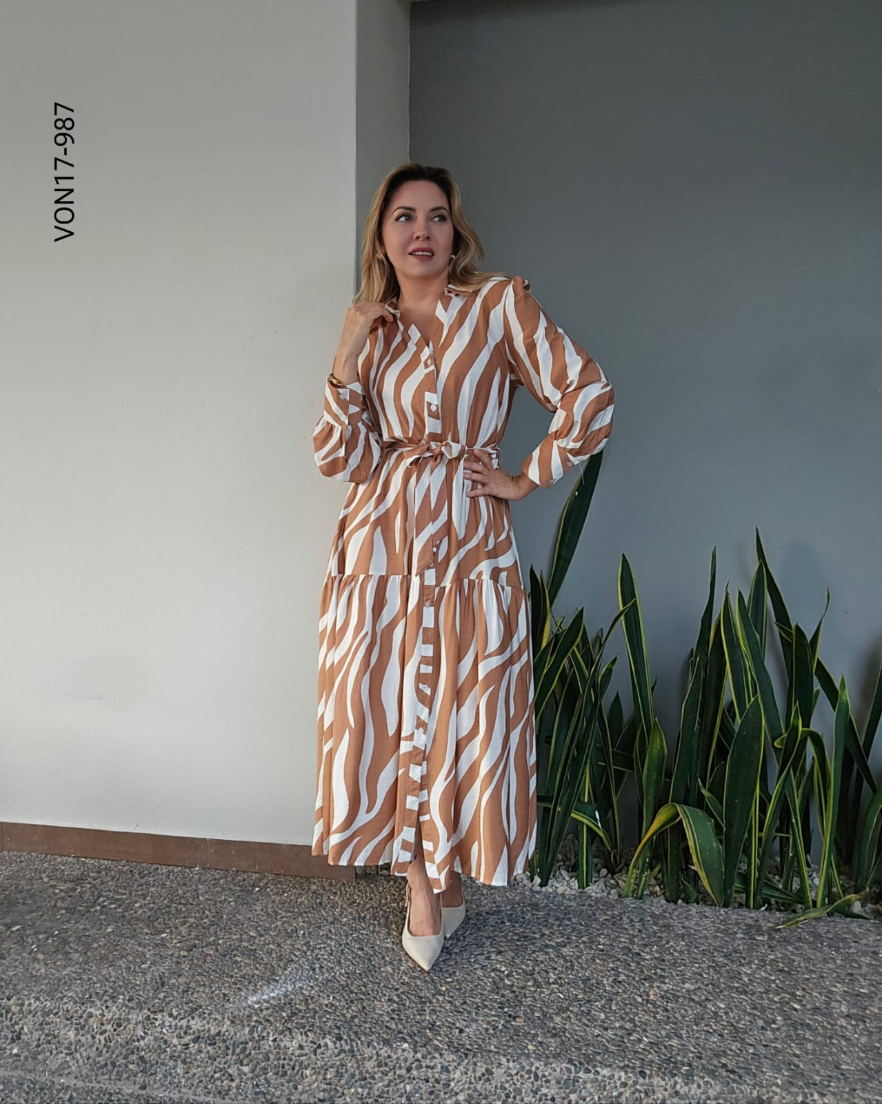 Vestido largo en manga larga Q 987