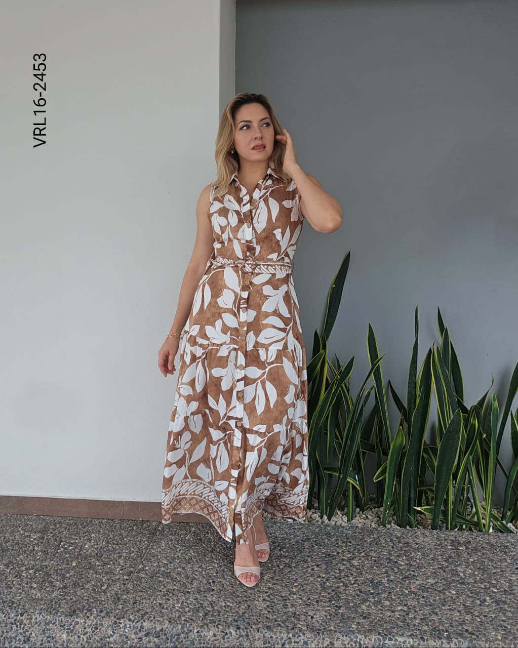 Vestido sin manga estampado floral P 2453