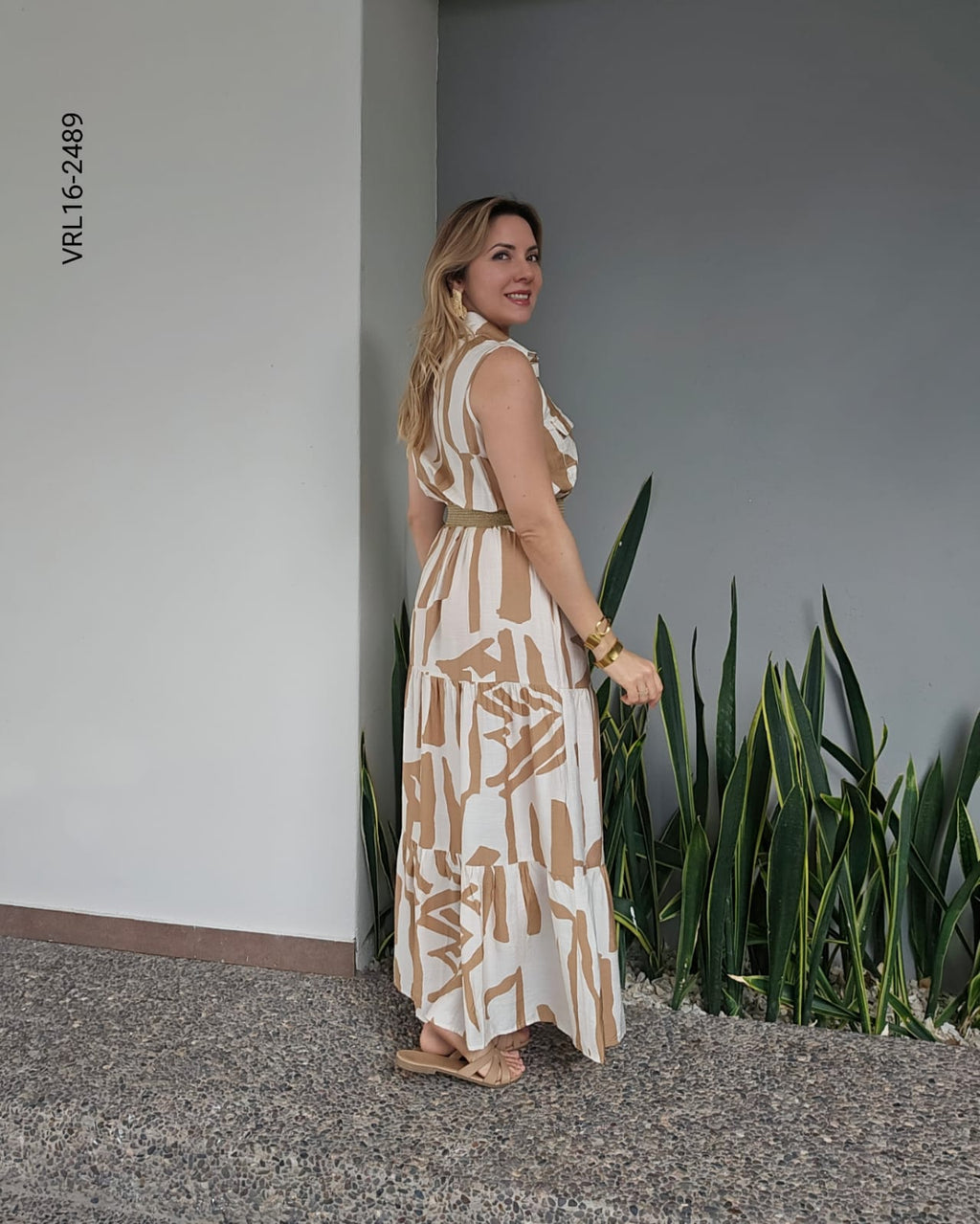 Vestido largo estampado con cinto O 2489