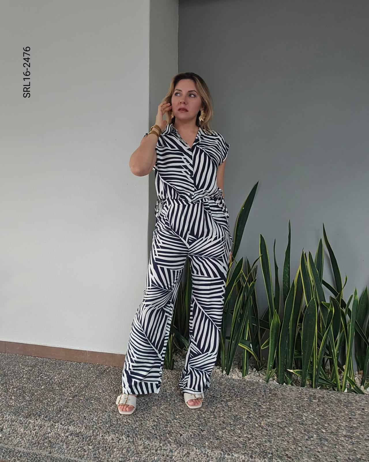 Set de pantalón y blusa ajustable P 2476
