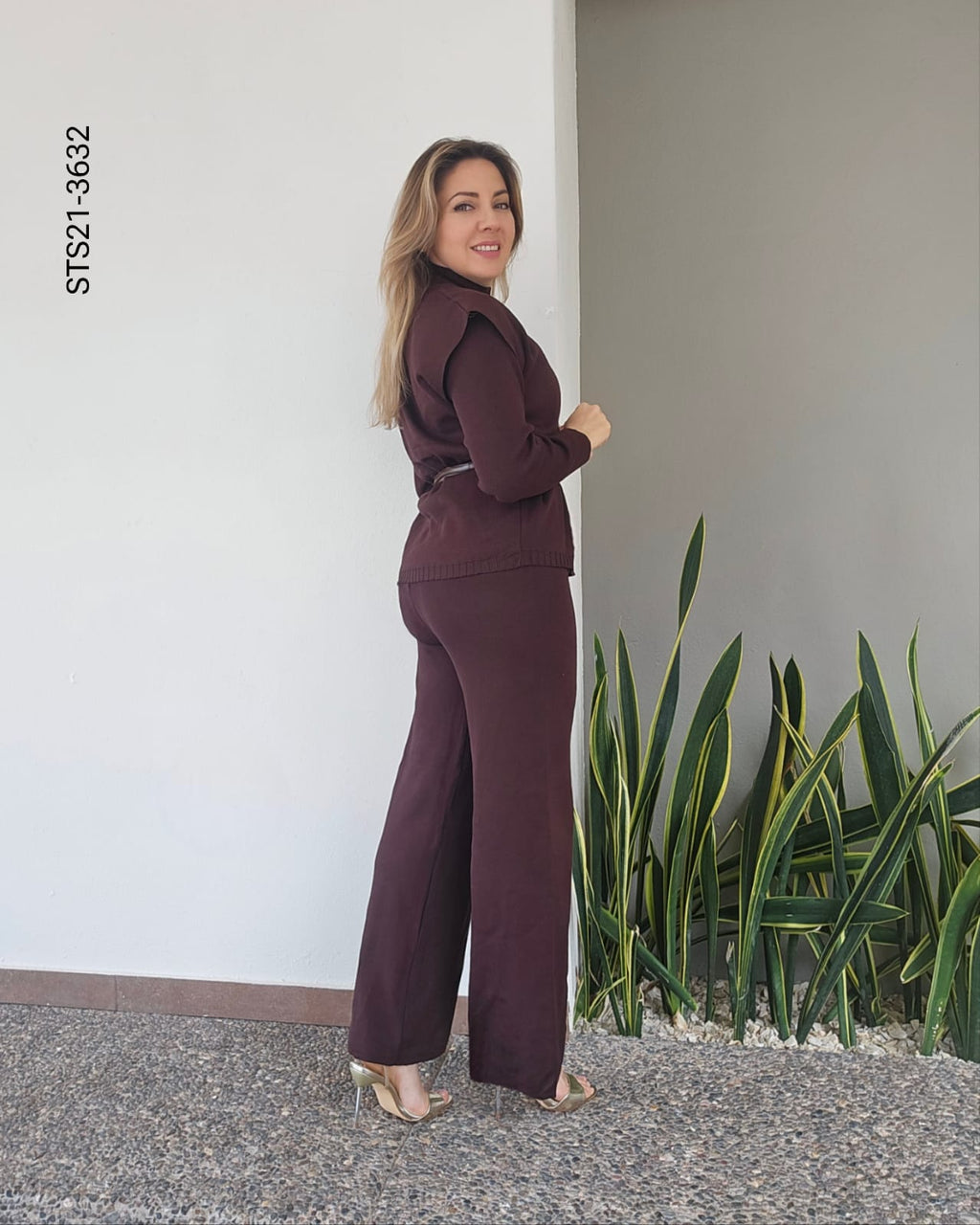 Set de 3 piezas con cinto tono dorado U 3632