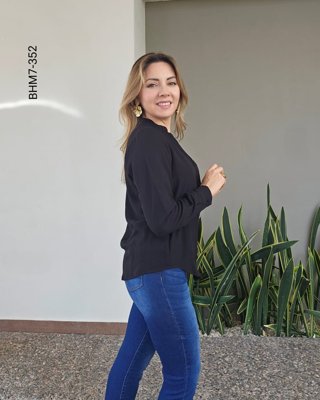 Blusa manga larga con cuello mao clásico G 352