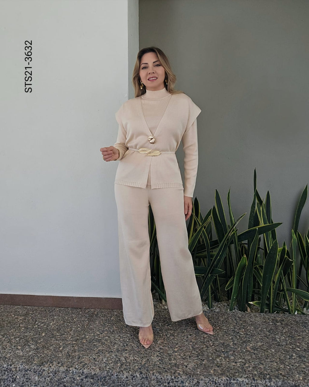 Set de 3 piezas con cinto tono dorado U 3632