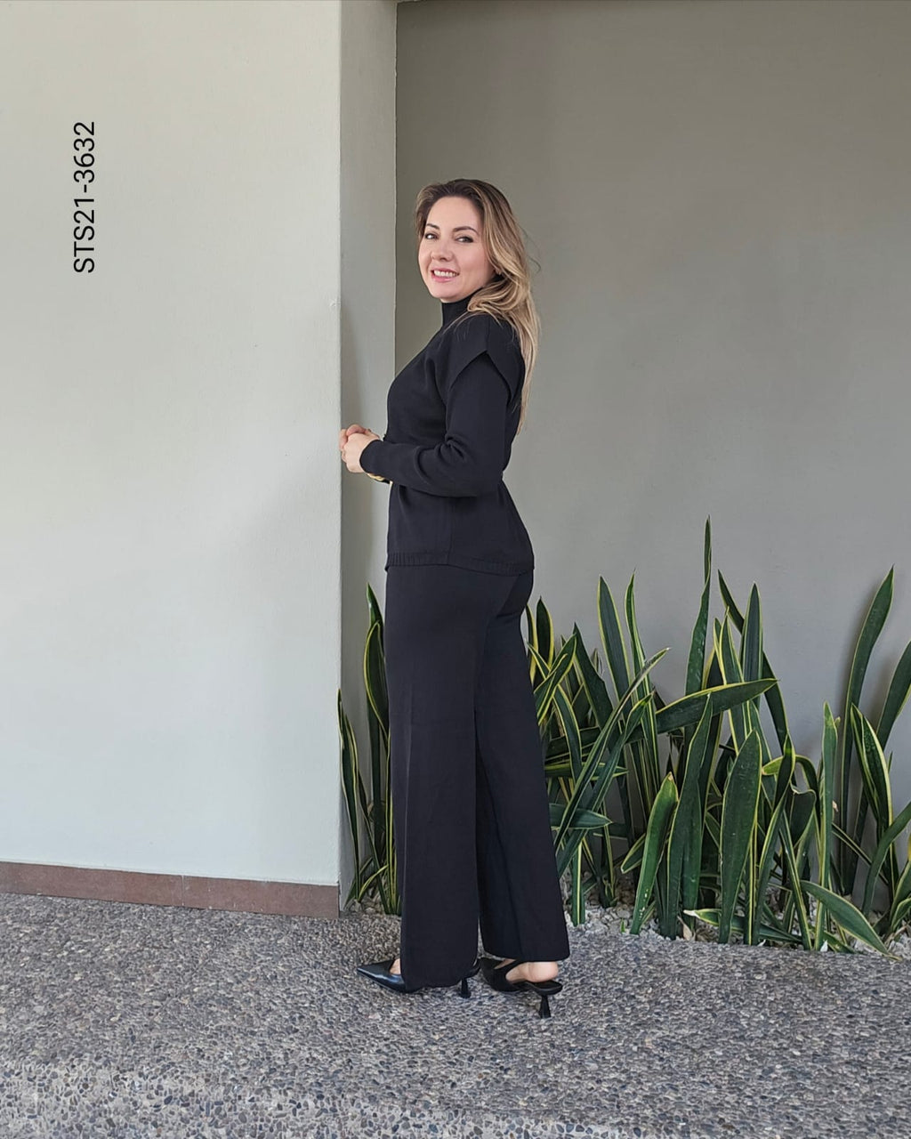 Set de 3 piezas con cinto tono dorado U 3632