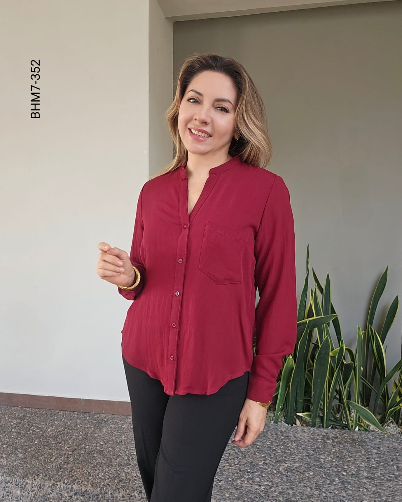 Blusa manga larga con cuello mao clásico G 352