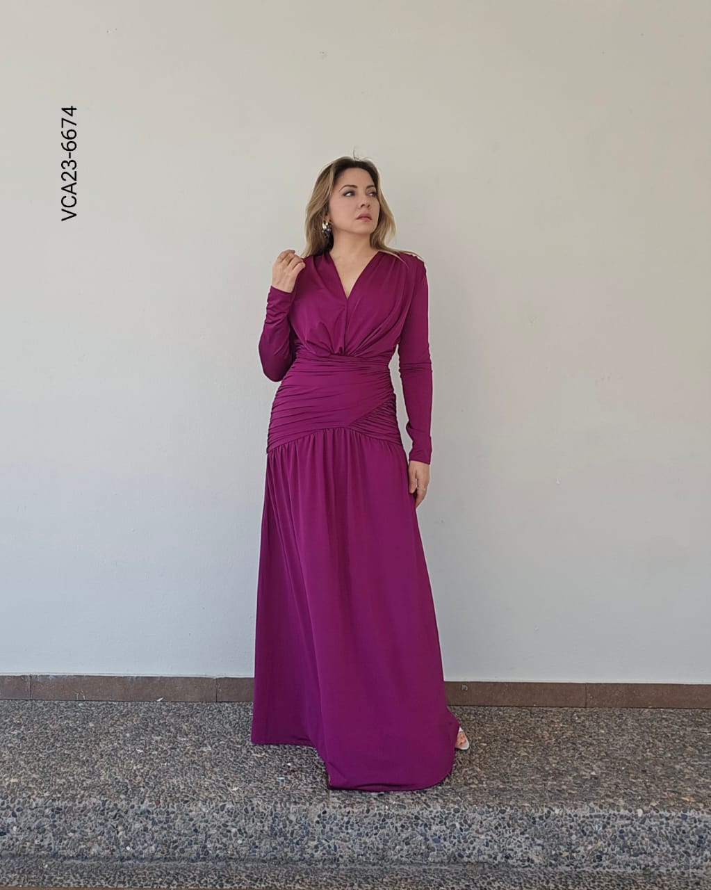 Vestido manga larga escote en v W 6674