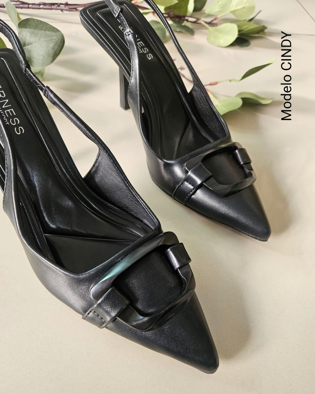 Zapatilla destalonada aguja stiletto CINDY