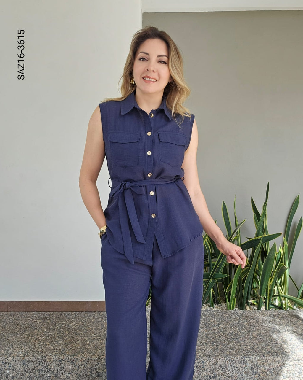 Set blusa sin mangas y pantalón  P 3615