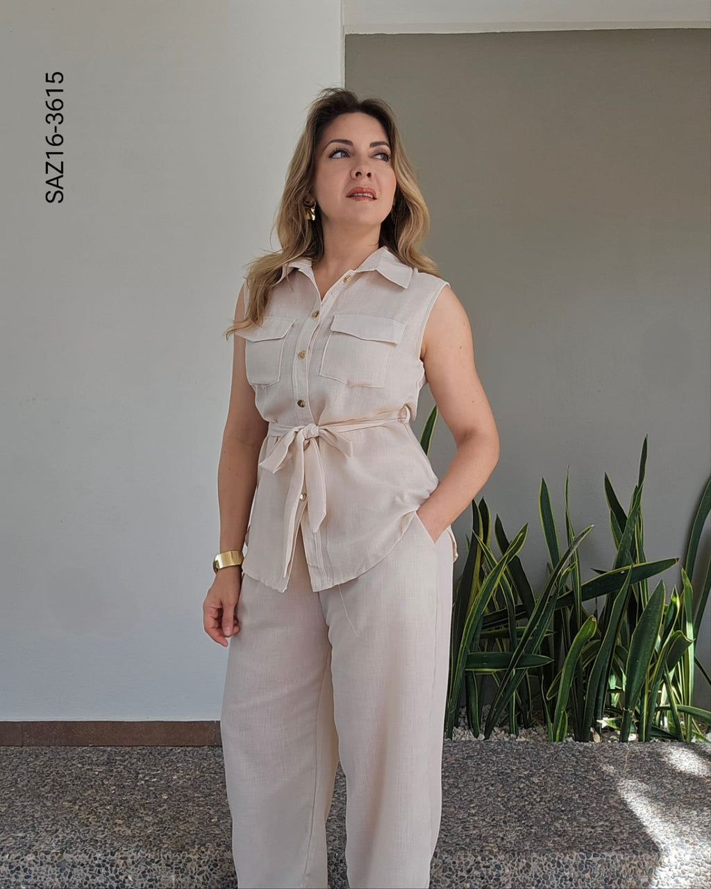 Set blusa sin mangas y pantalón  P 3615