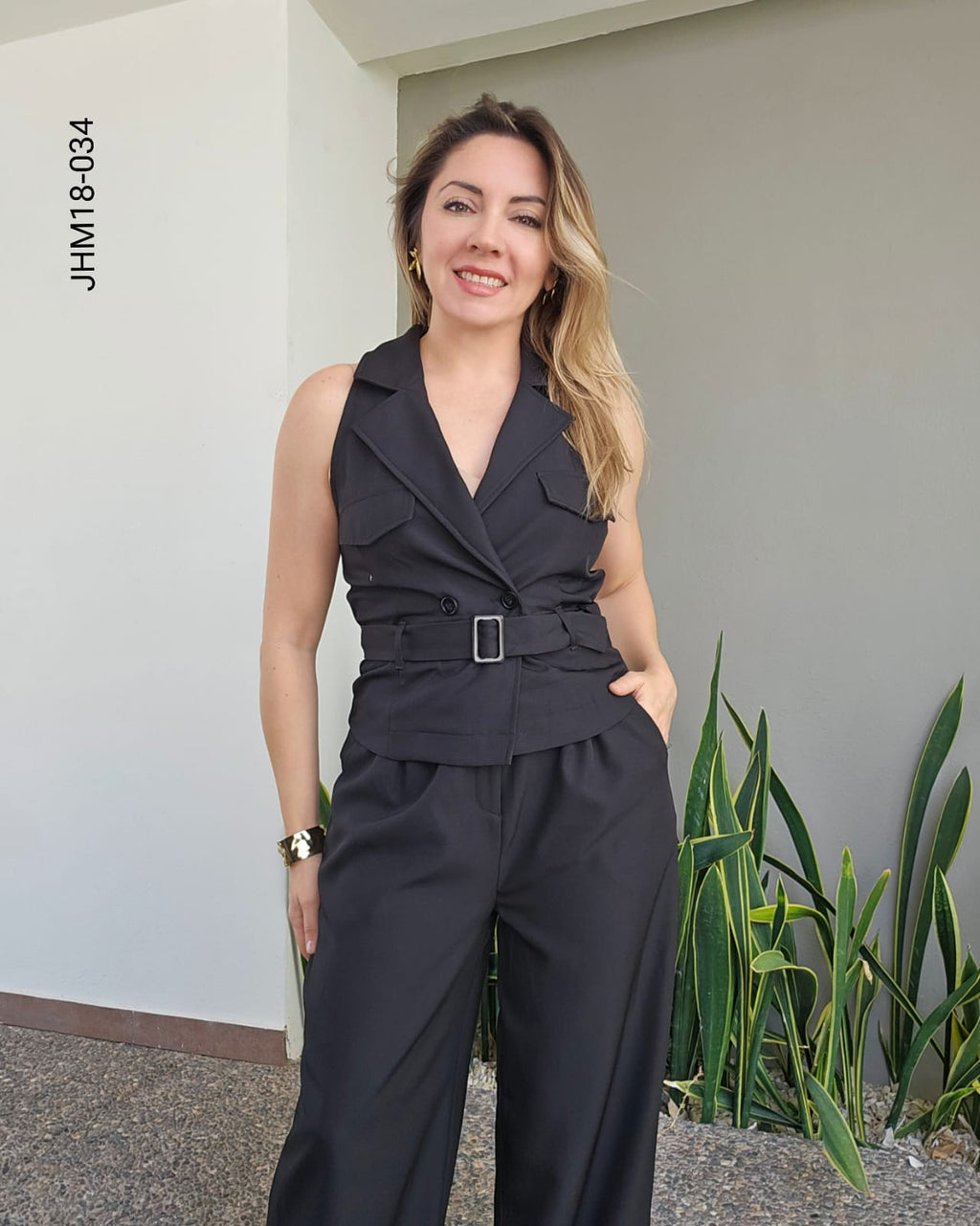 Jumper chaleco escote V con cinto  P 034