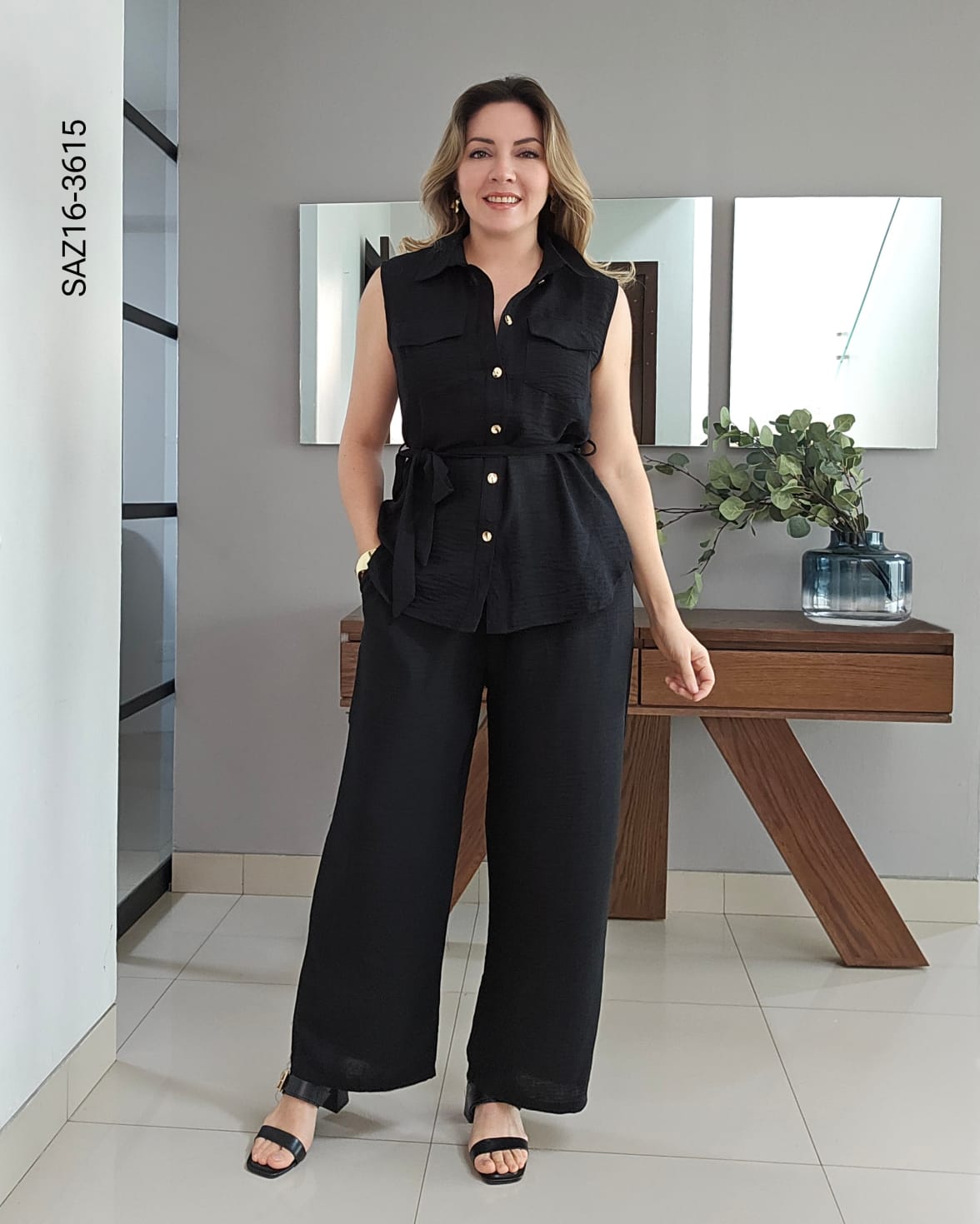 Set blusa sin mangas y pantalón  P 3615